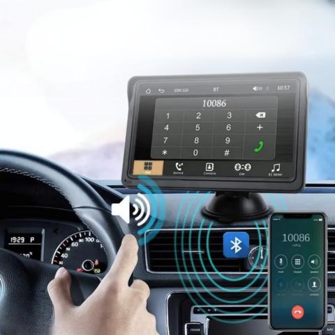 Multimediální systém do auta - HD obrazovka a bezdrátový CarPlay