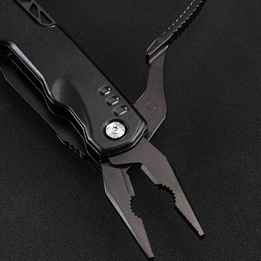 Technical 8-in-1 Pliers – The Ally of Mechanical Repairs 