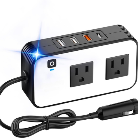 Prevodník prúdu do auta – Rýchle sieťové zásuvky a USB porty 